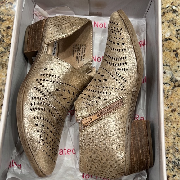 Cave sees Gold midi zip up bootie - Picture 3 of 3